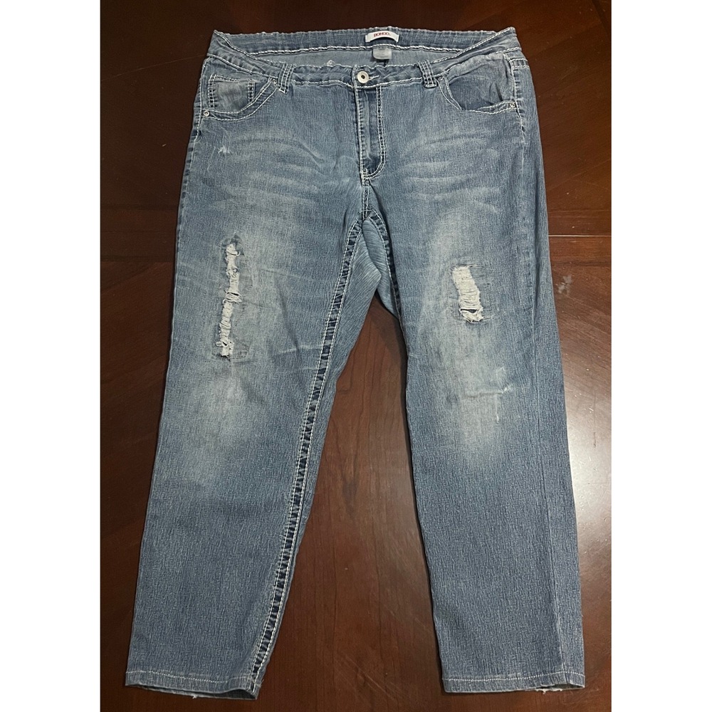 Bongo Womens Plus Size 20W Distressed Straight Leg Jeans Medium Wash Blue Denim - Picture 2 of 7